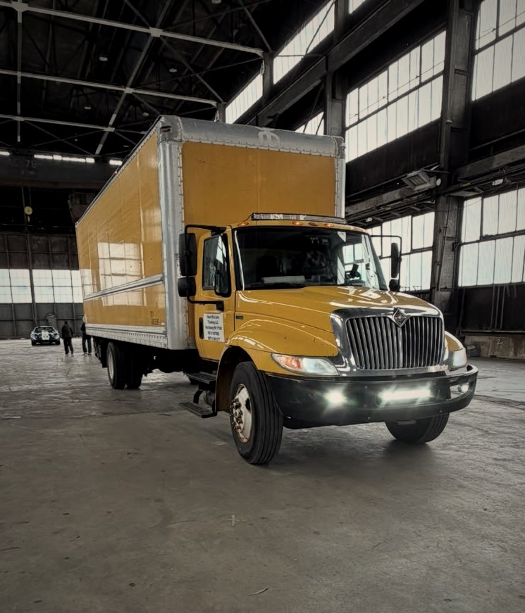 Heart of a Lion Trucking box truck